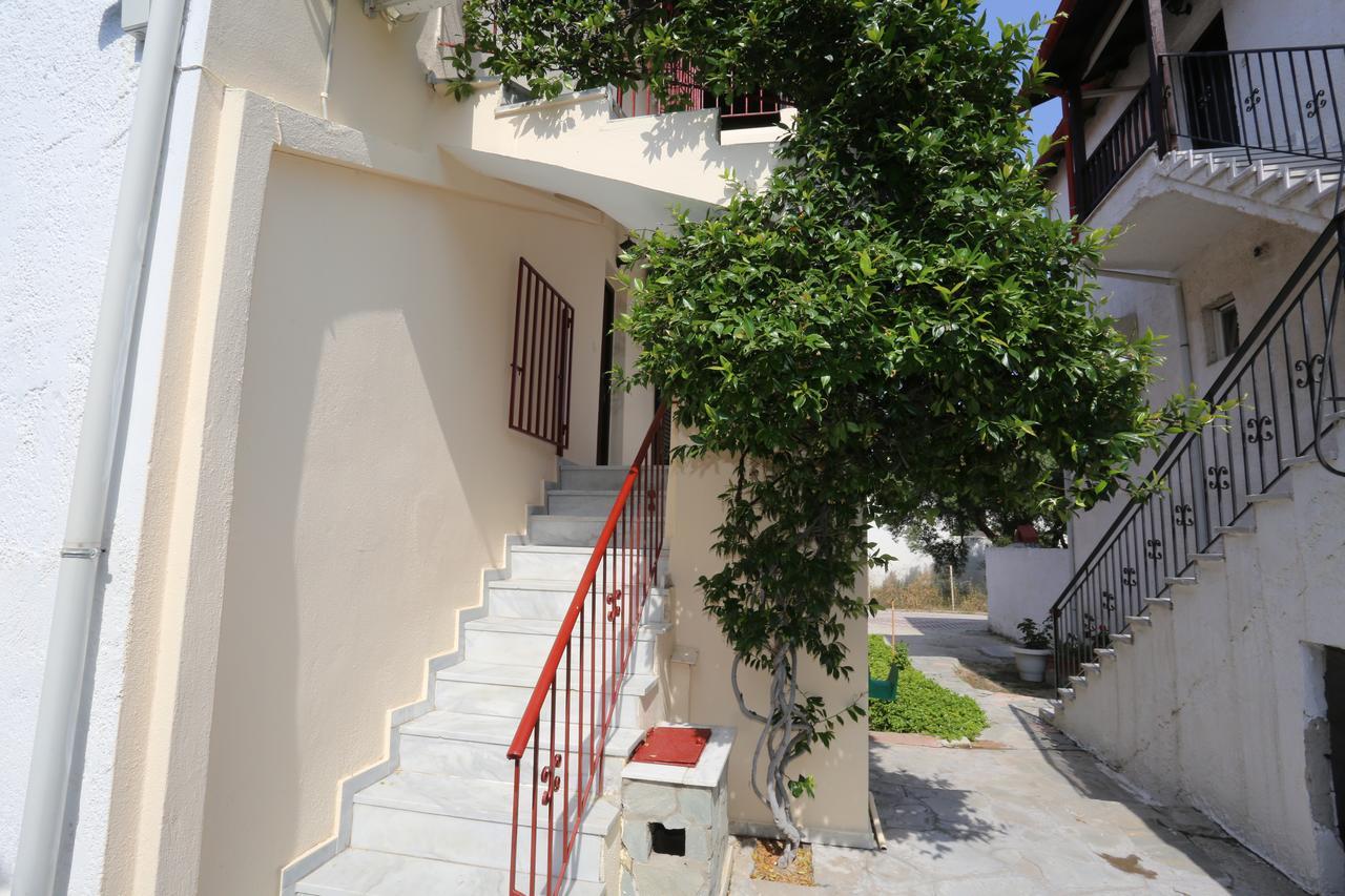 Katerina Apartments Pefkochori Exterior foto